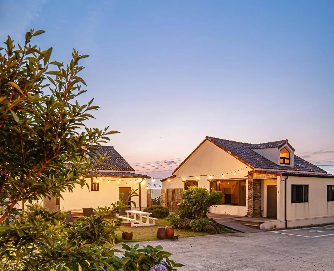 Le Village Aewol E Jeju Holiday home