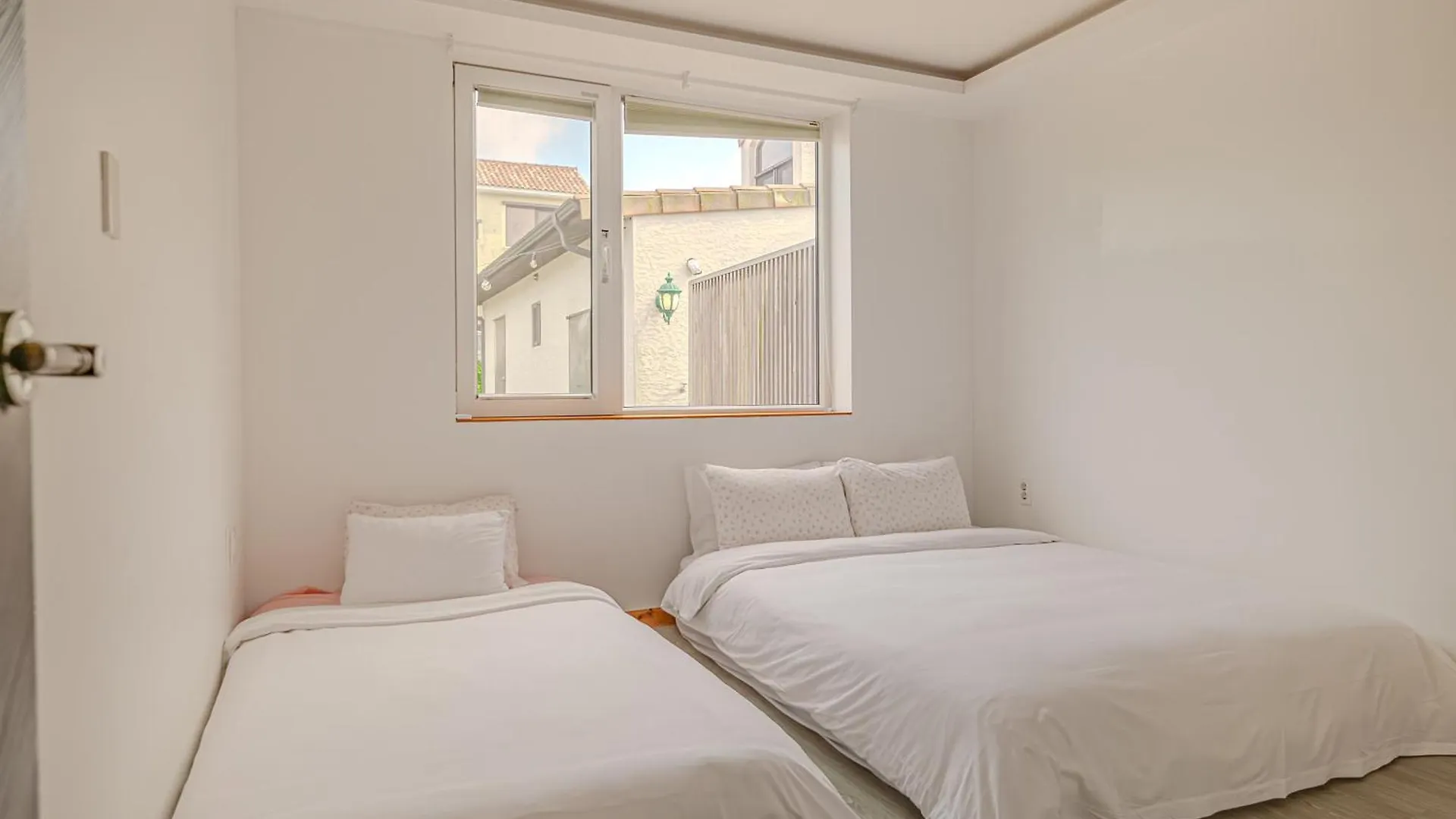 Le Village Aewol E Jeju Holiday home